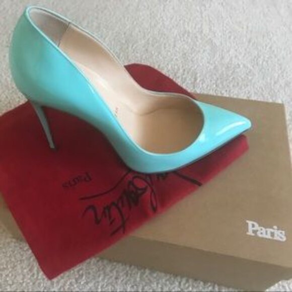 Christian Louboutin - Picture 6 of 7